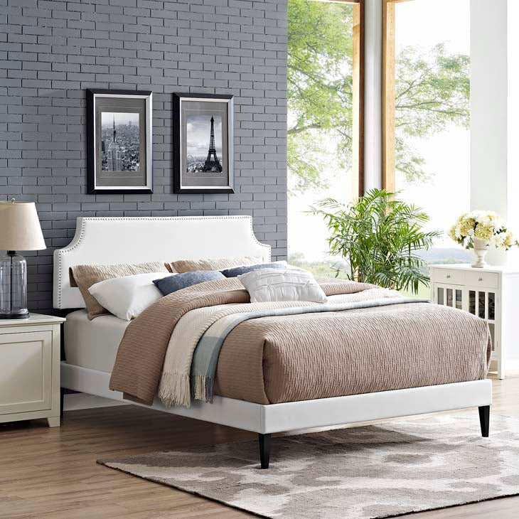 Conner Queen Platform Bed with Squared Tapered Legs - living-essentials