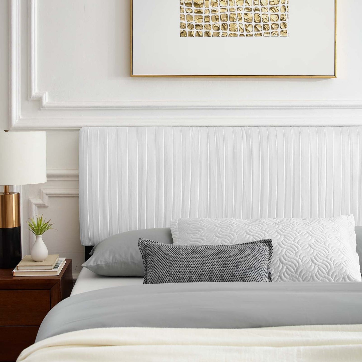 Porita Performance Velvet Full Platform Bed