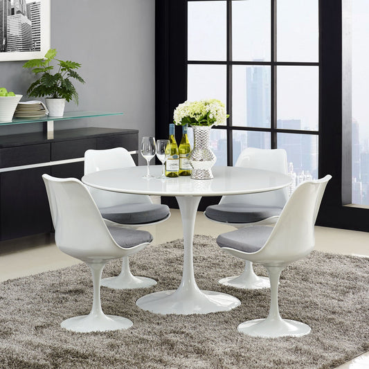 This white tulip table replica is the perfect addition to your home