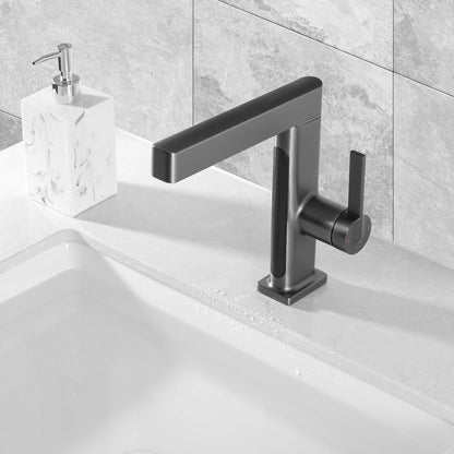Single-Hole Pull-Out Faucet with Temperature Display