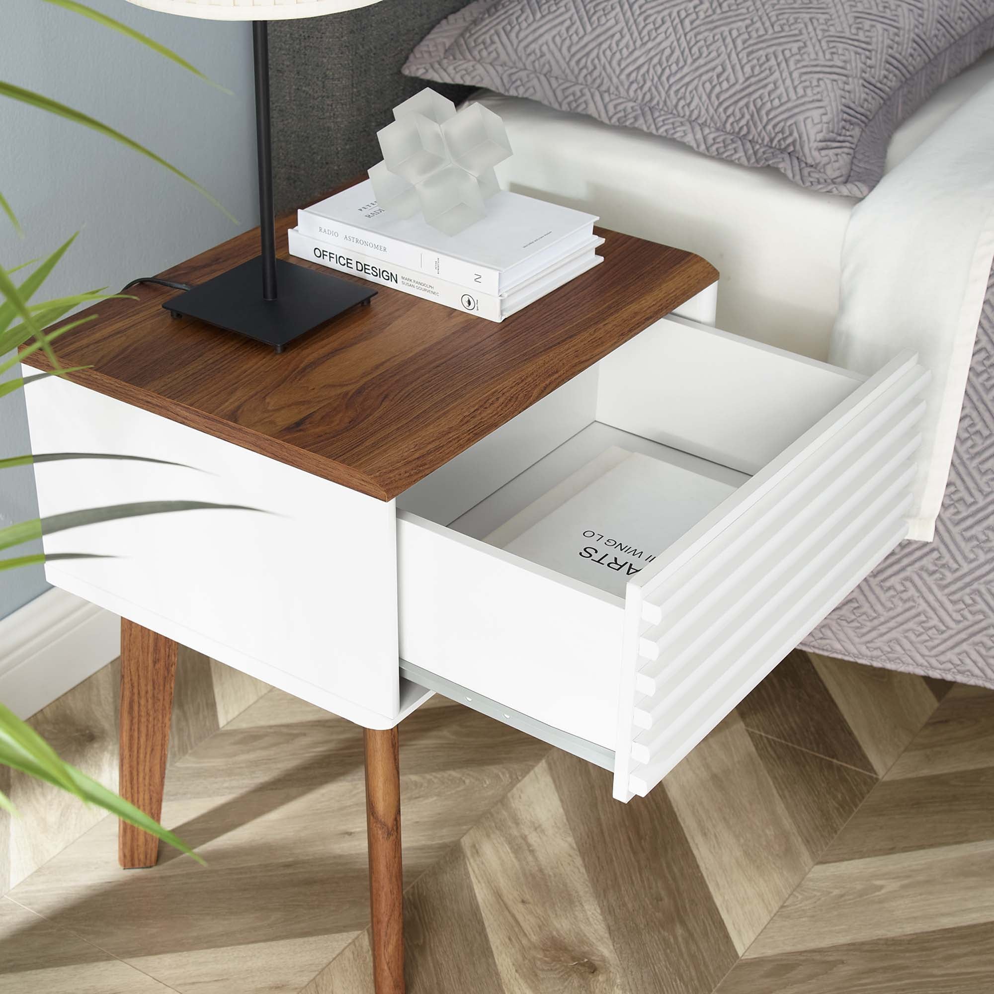 Render End Table