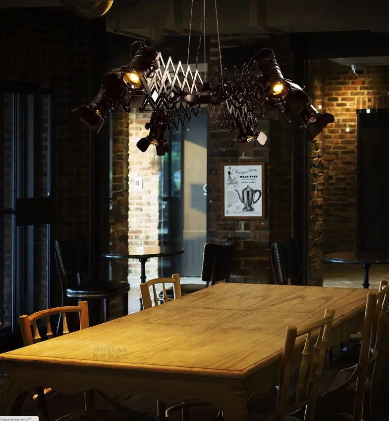 Lustra Black Industrial Chandelier