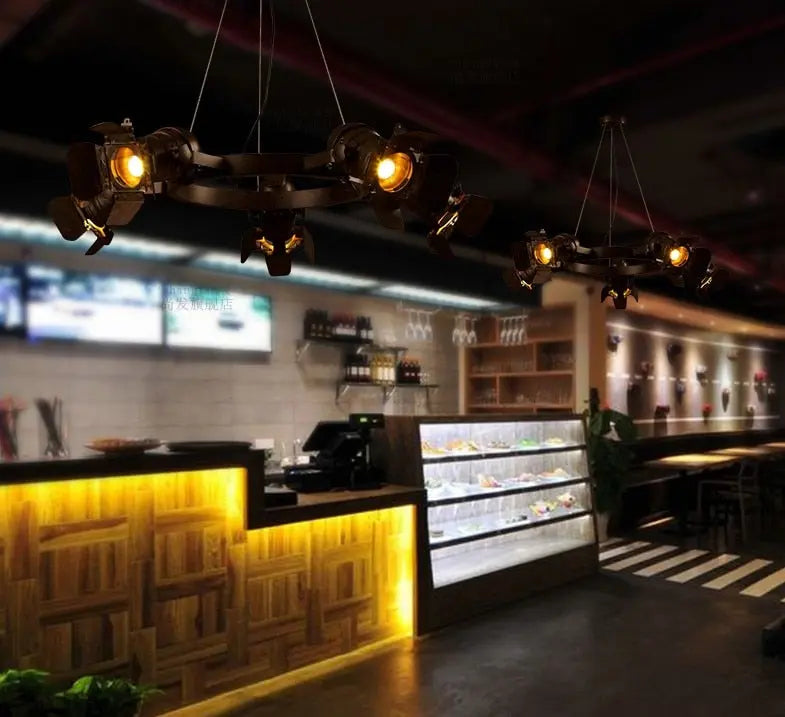 Lustra Black Industrial Chandelier