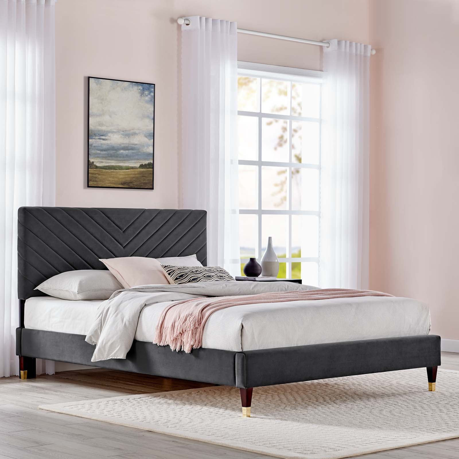 Roxanne Performance Velvet Queen Platform Bed