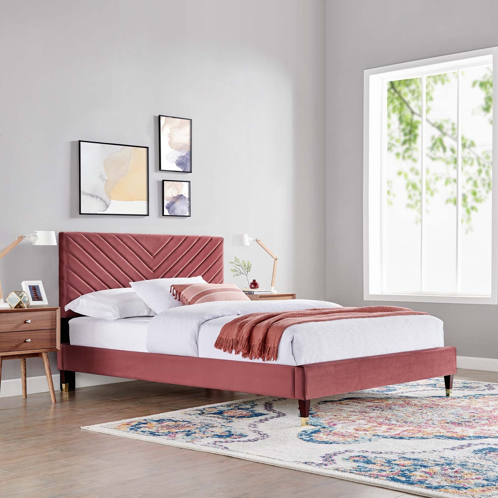 Roxanne Performance Velvet Queen Platform Bed