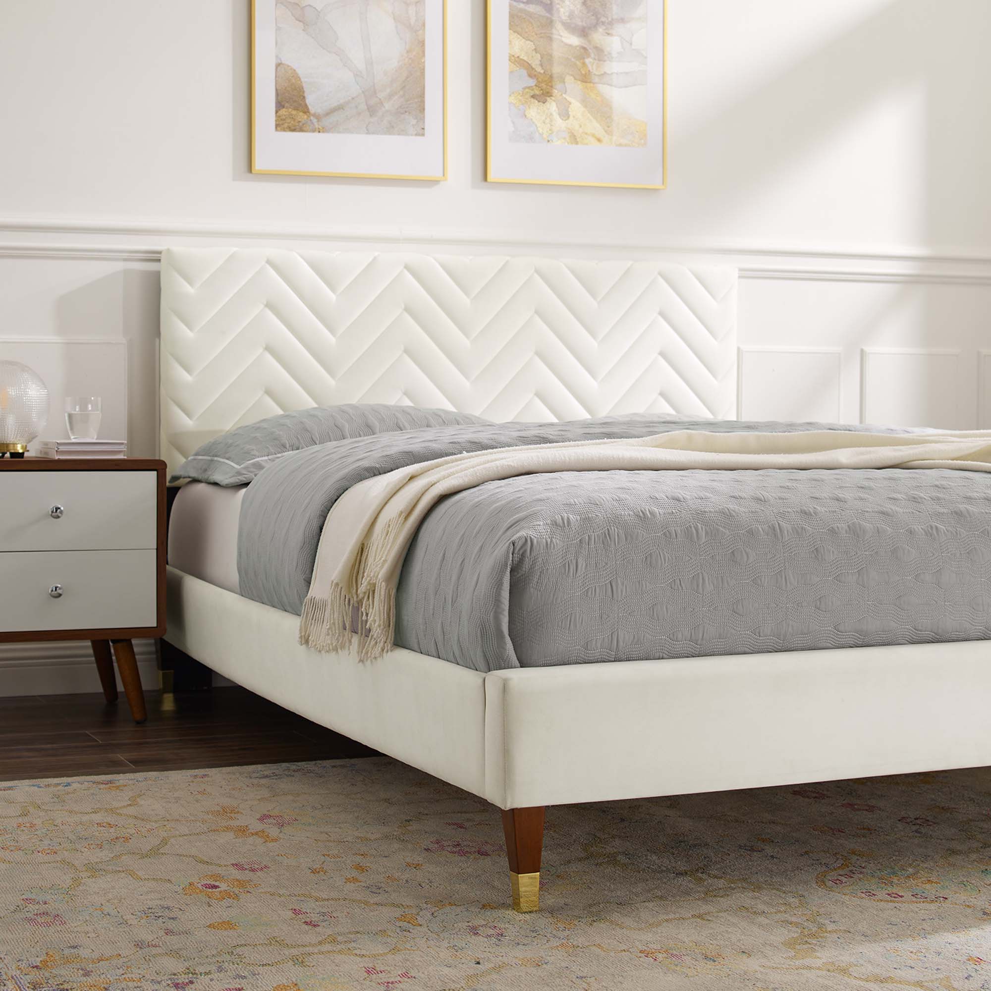 Leah Chevron Tufted Performance Velvet Queen Platform Bed