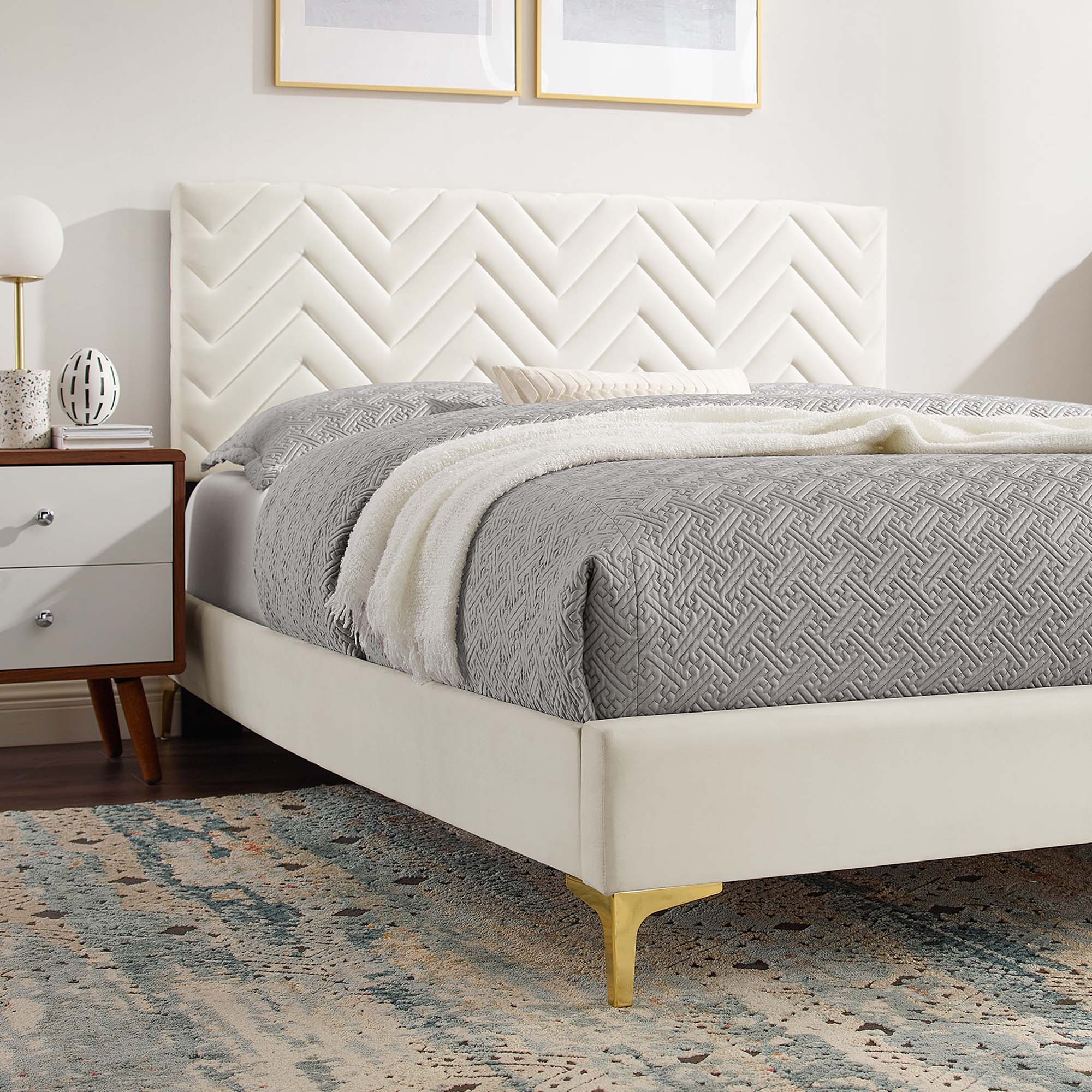 Leah Chevron Tufted Performance Velvet Queen Platform Bed