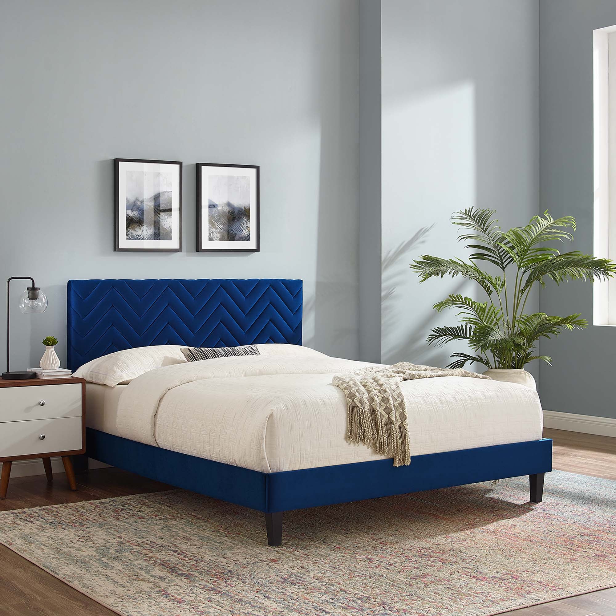 Leah Chevron Tufted Performance Velvet Full Platform Bed