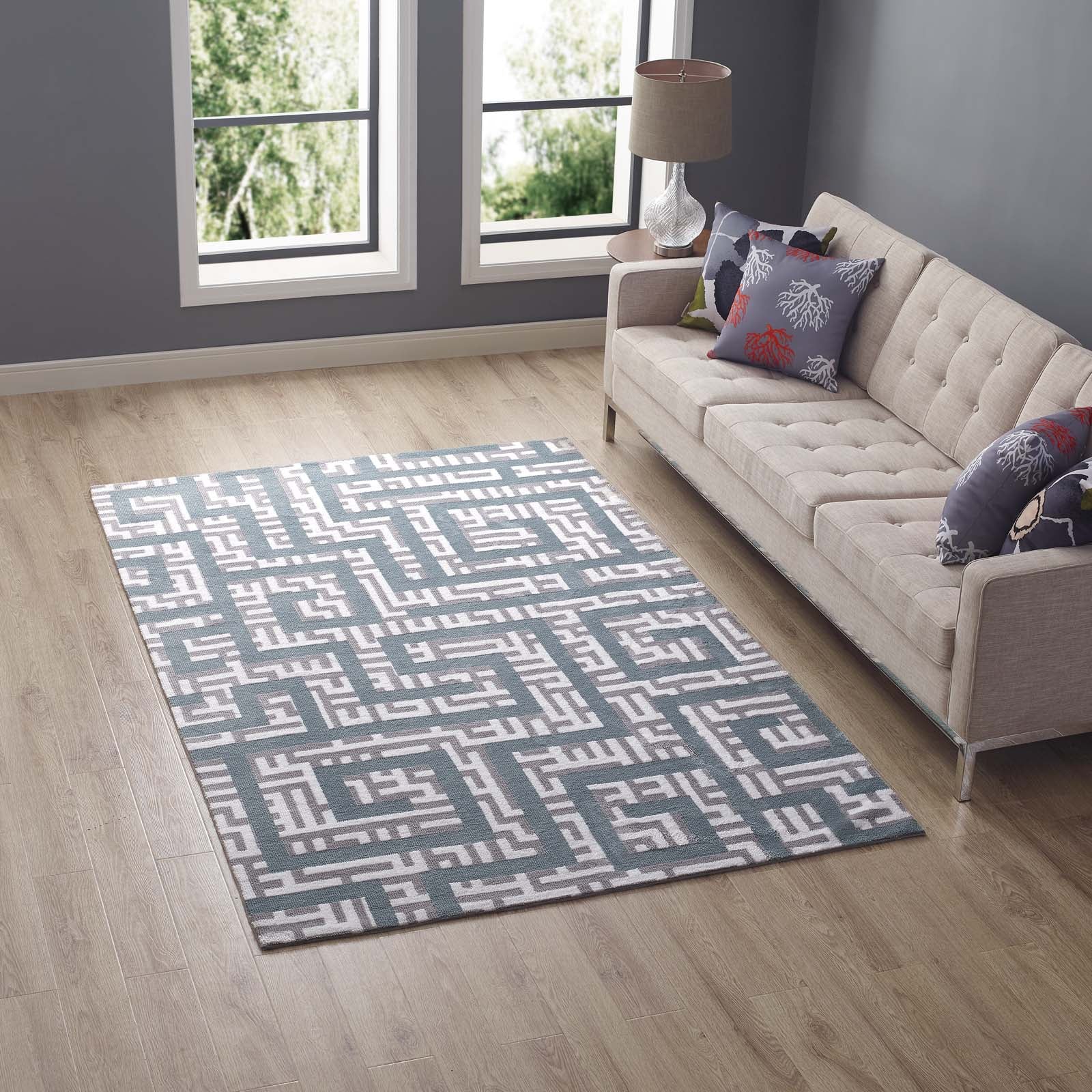 Nahia Geometric Maze 5x8 Area Rug