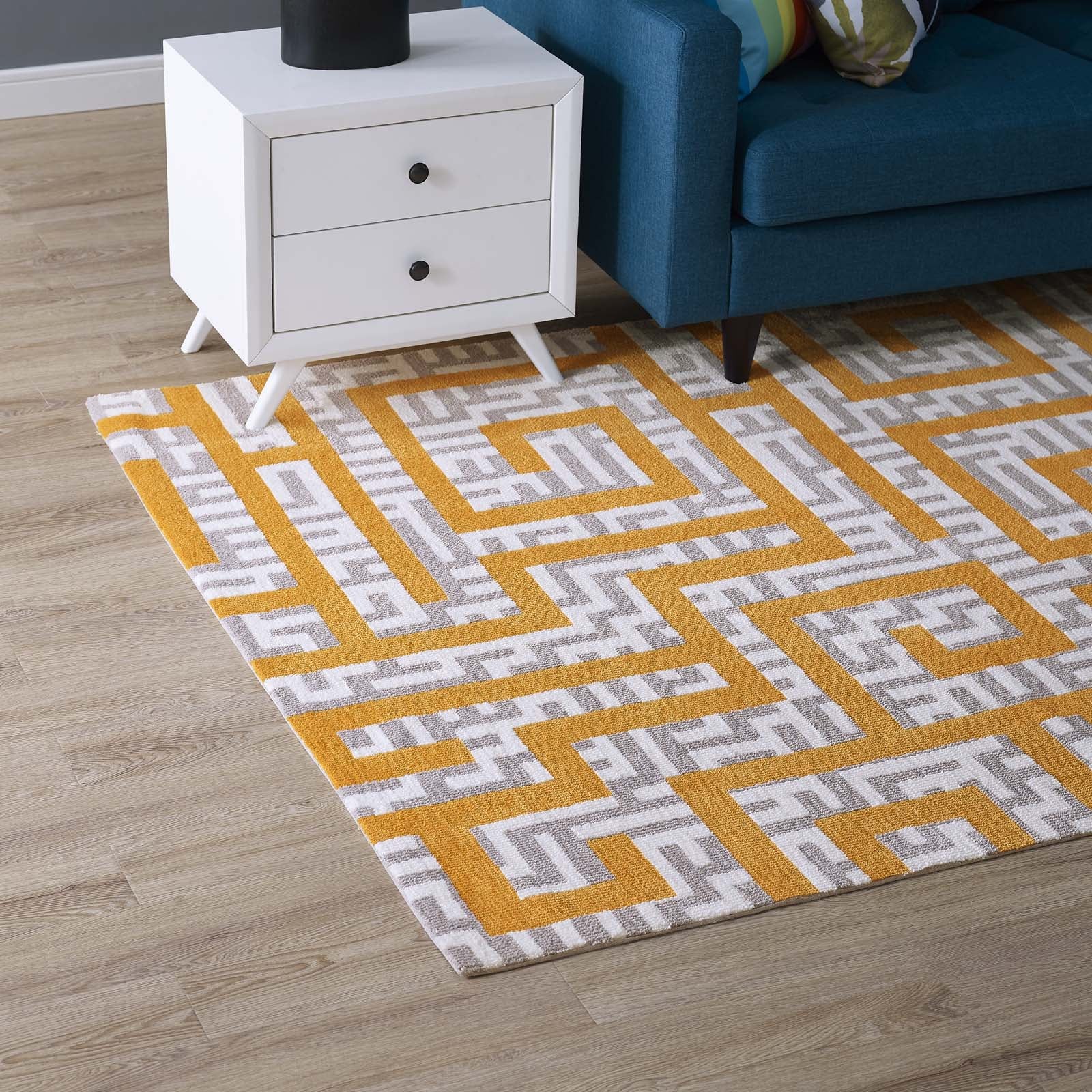 Nahia Geometric Maze 8x10 Area Rug