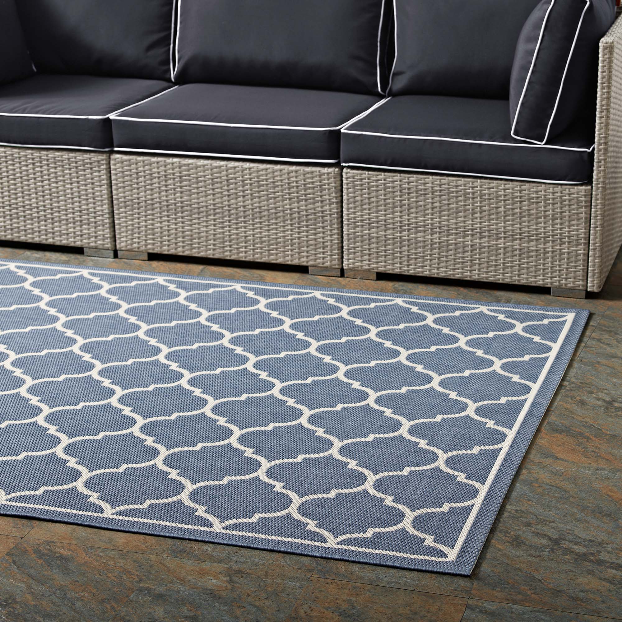 Avena Moroccan Quatrefoil Trellis 4x6 Indoor and Outdoor Area Rug