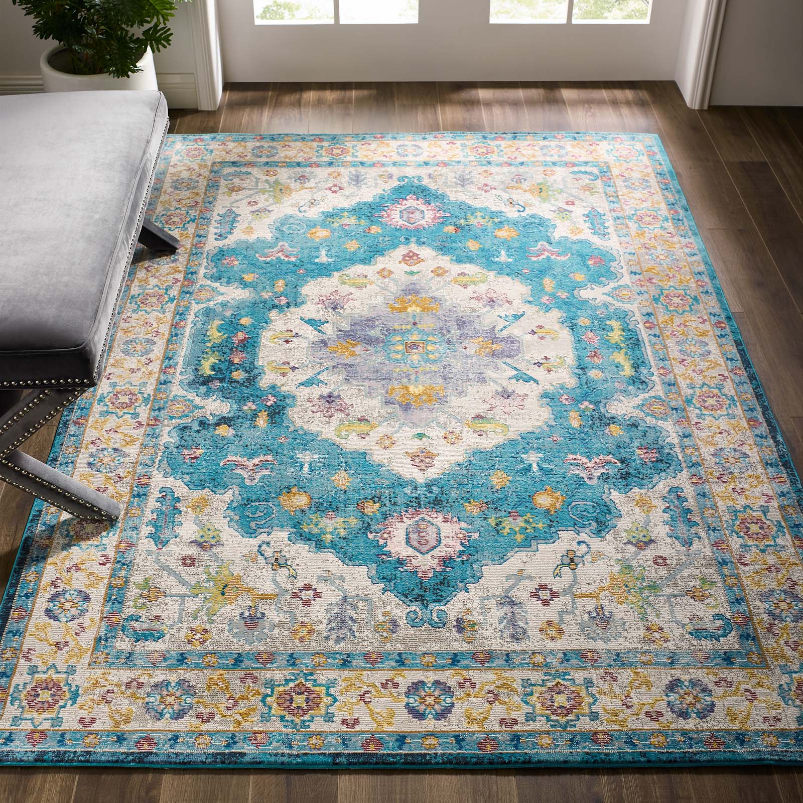 Success Anisah Distressed Floral Vintage Medallion 5x8 Area Rug