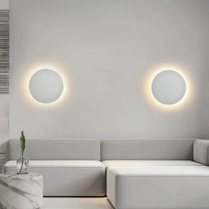 Yumi Modern Round Wall Light