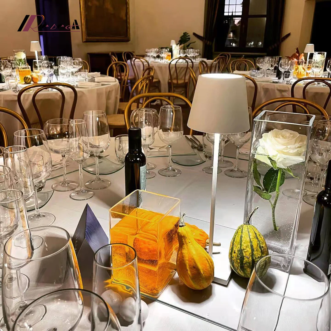 Cordless Touch Bar Table Lamp