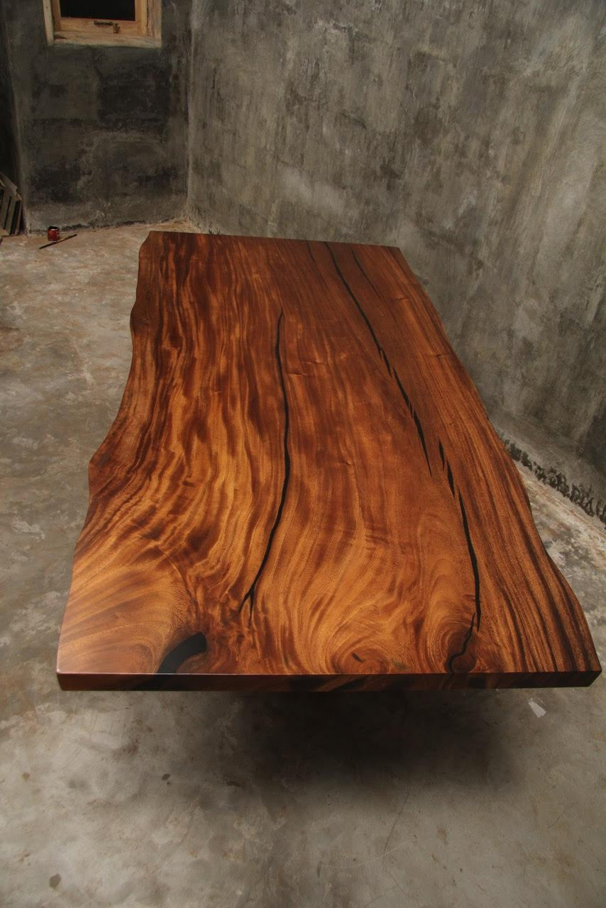 Live Edge Dining Table - living-essentials