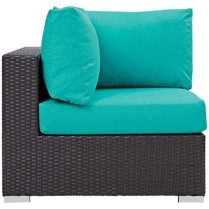Berkeley Outdoor Patio Corner Chair - living-essentials