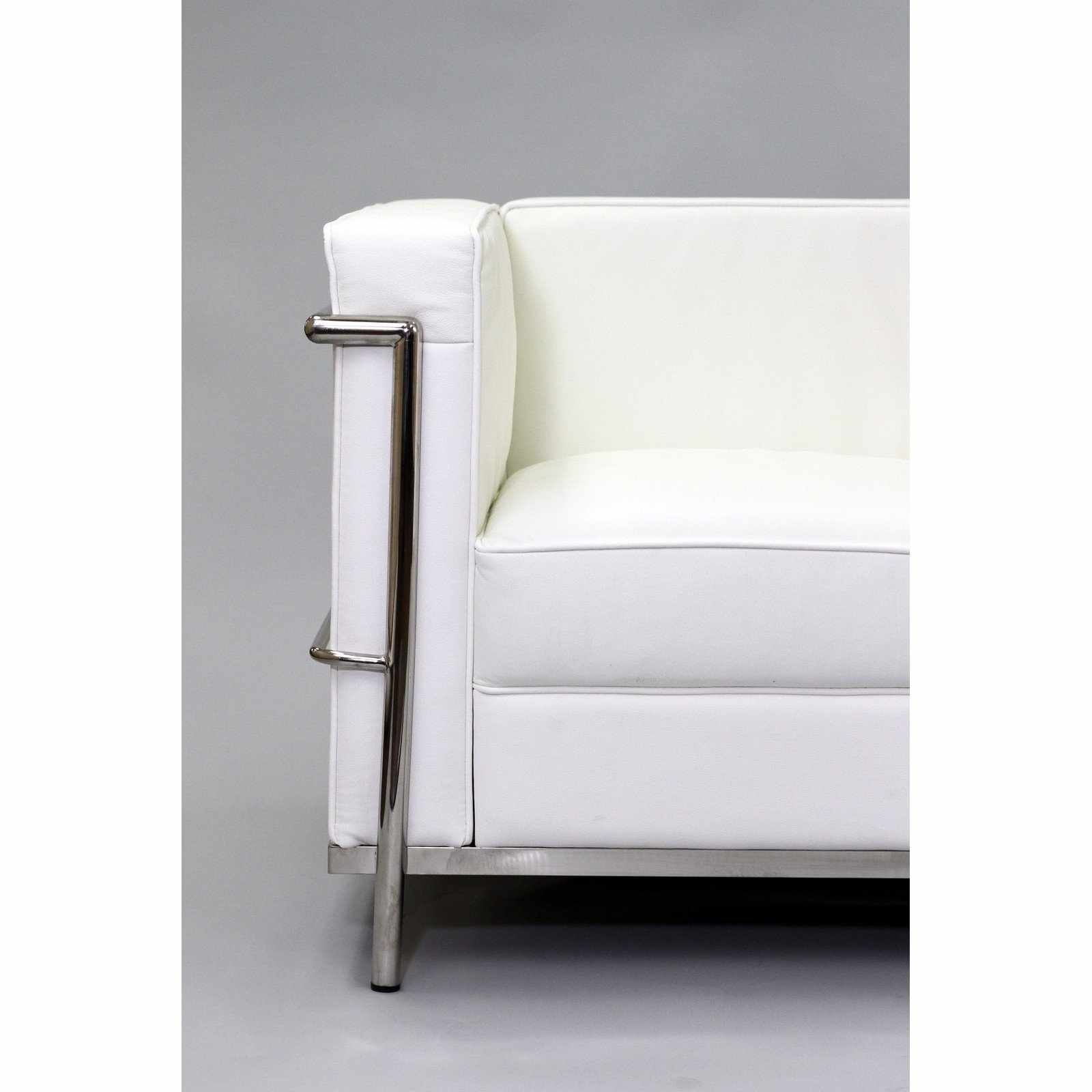 Le Corbusier LC2 Sofa - living-essentials