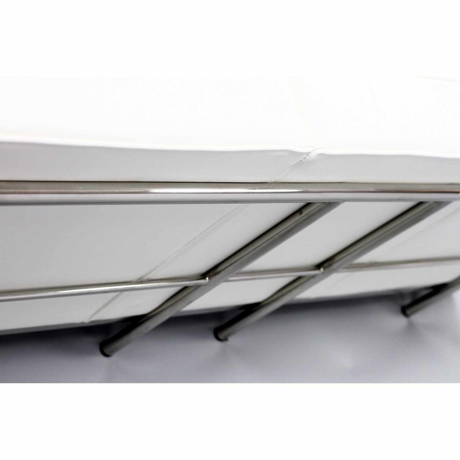 Le Corbusier LC2 Sofa - living-essentials