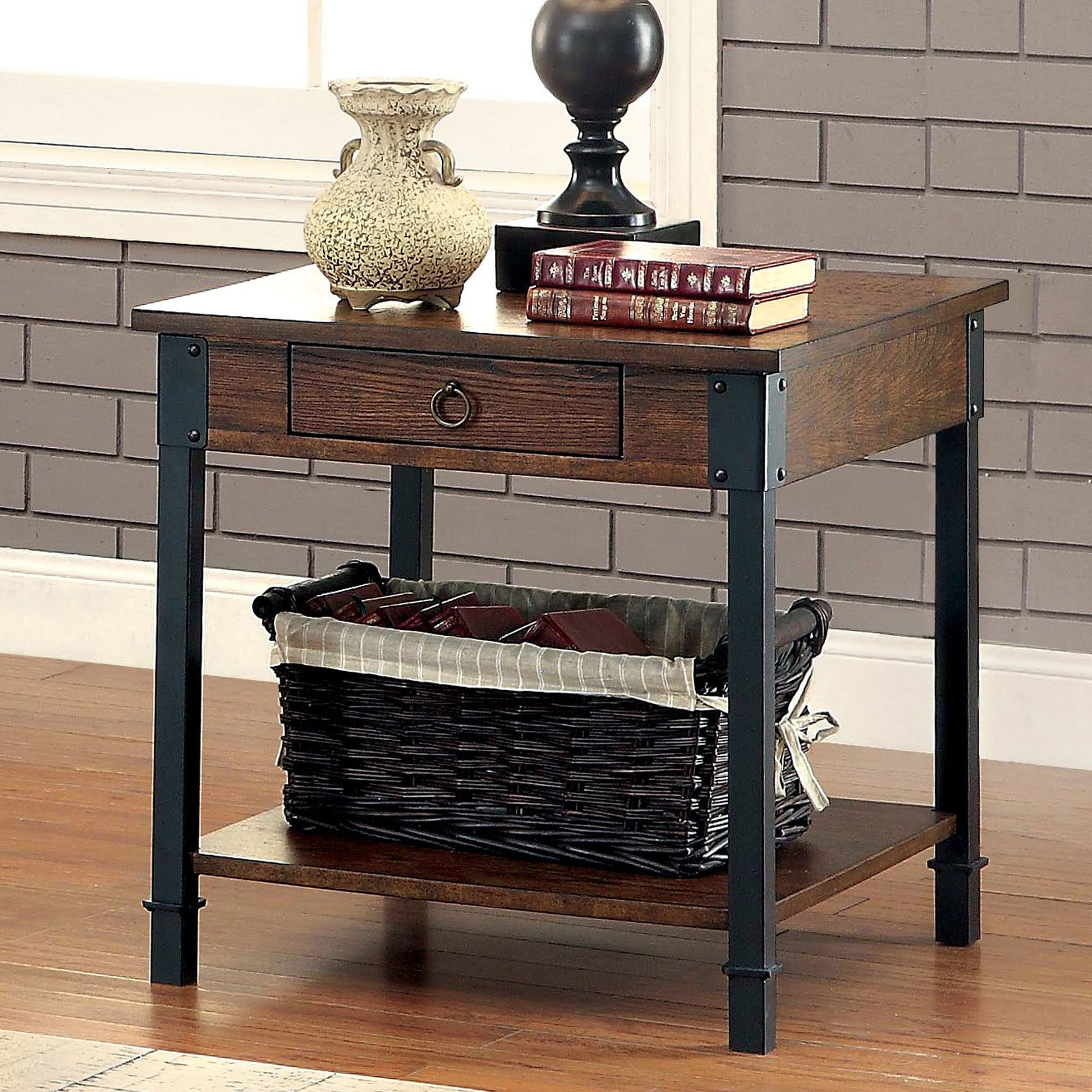 Rocco Transitional Plank Style End Table in Medium Weathered Oak - living-essentials