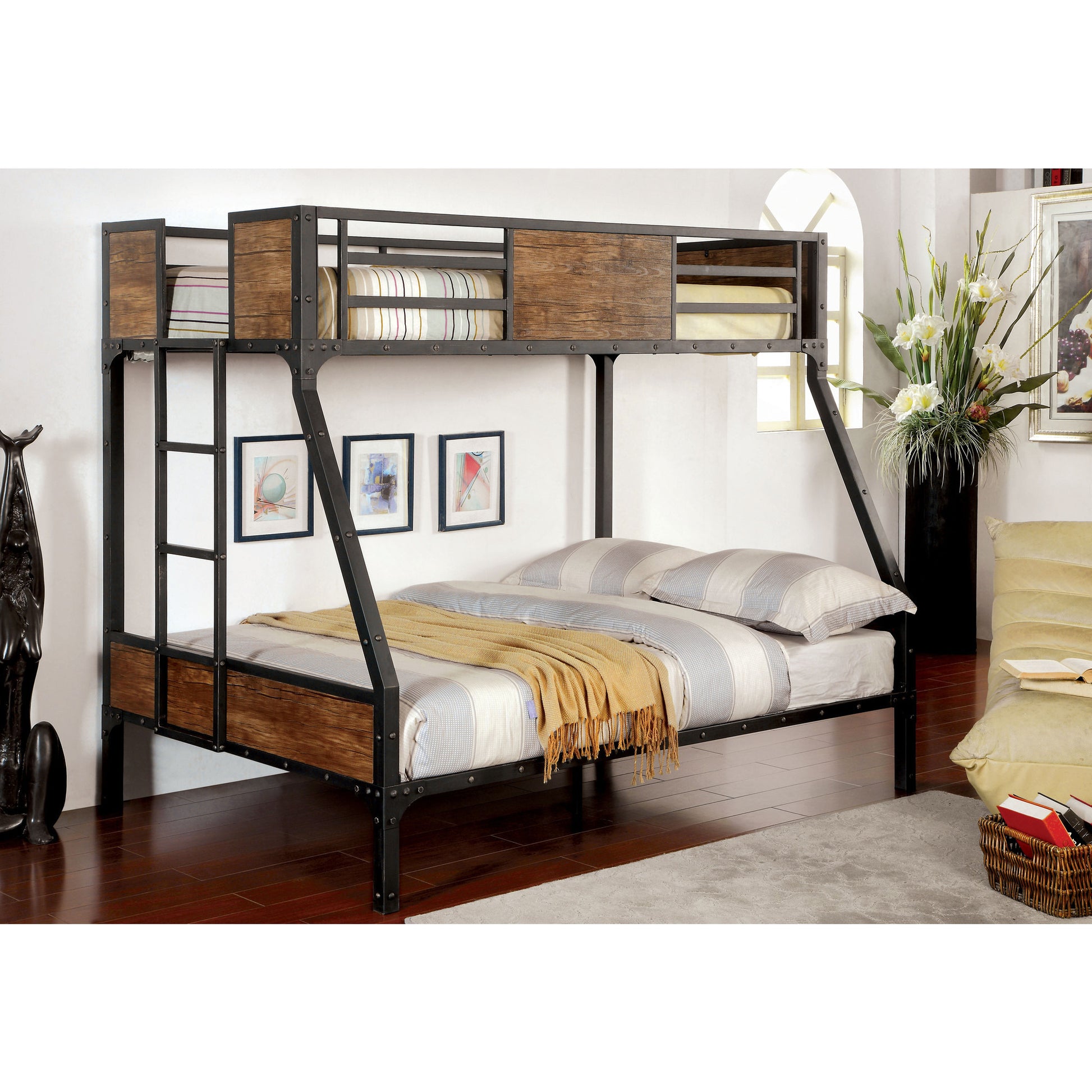 Joie Industrial Twin Over Full Bunk Bed in Black - living-essentials