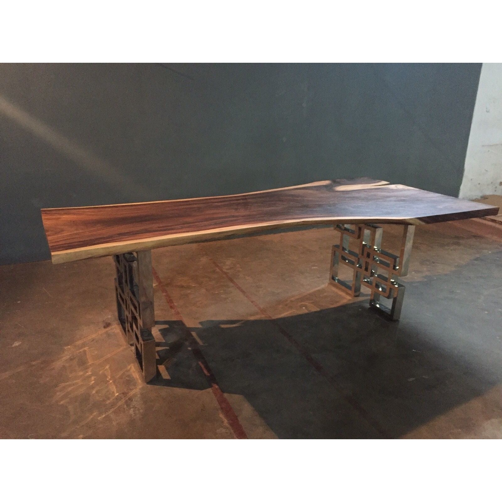Live Edge Dining Table - living-essentials