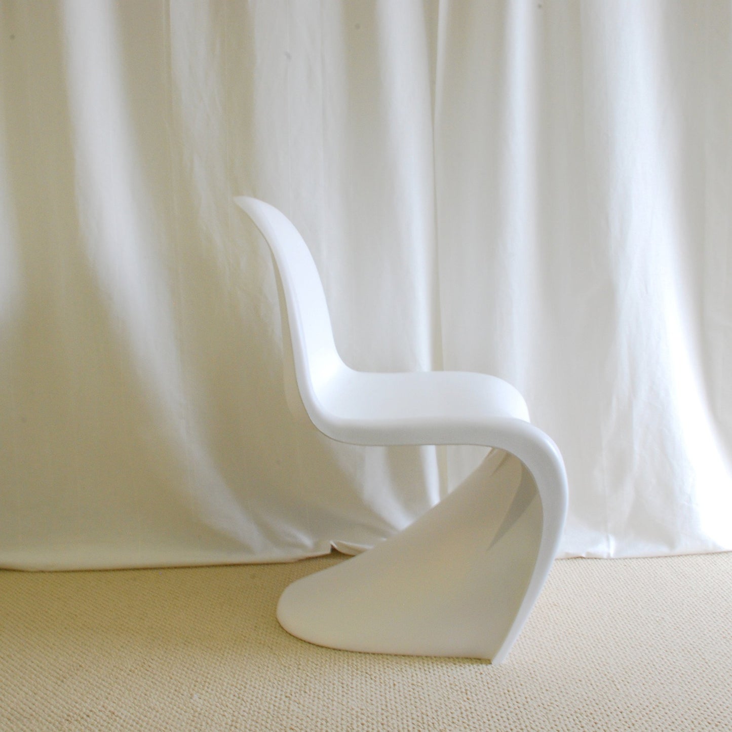 S Contour Chair - living-essentials