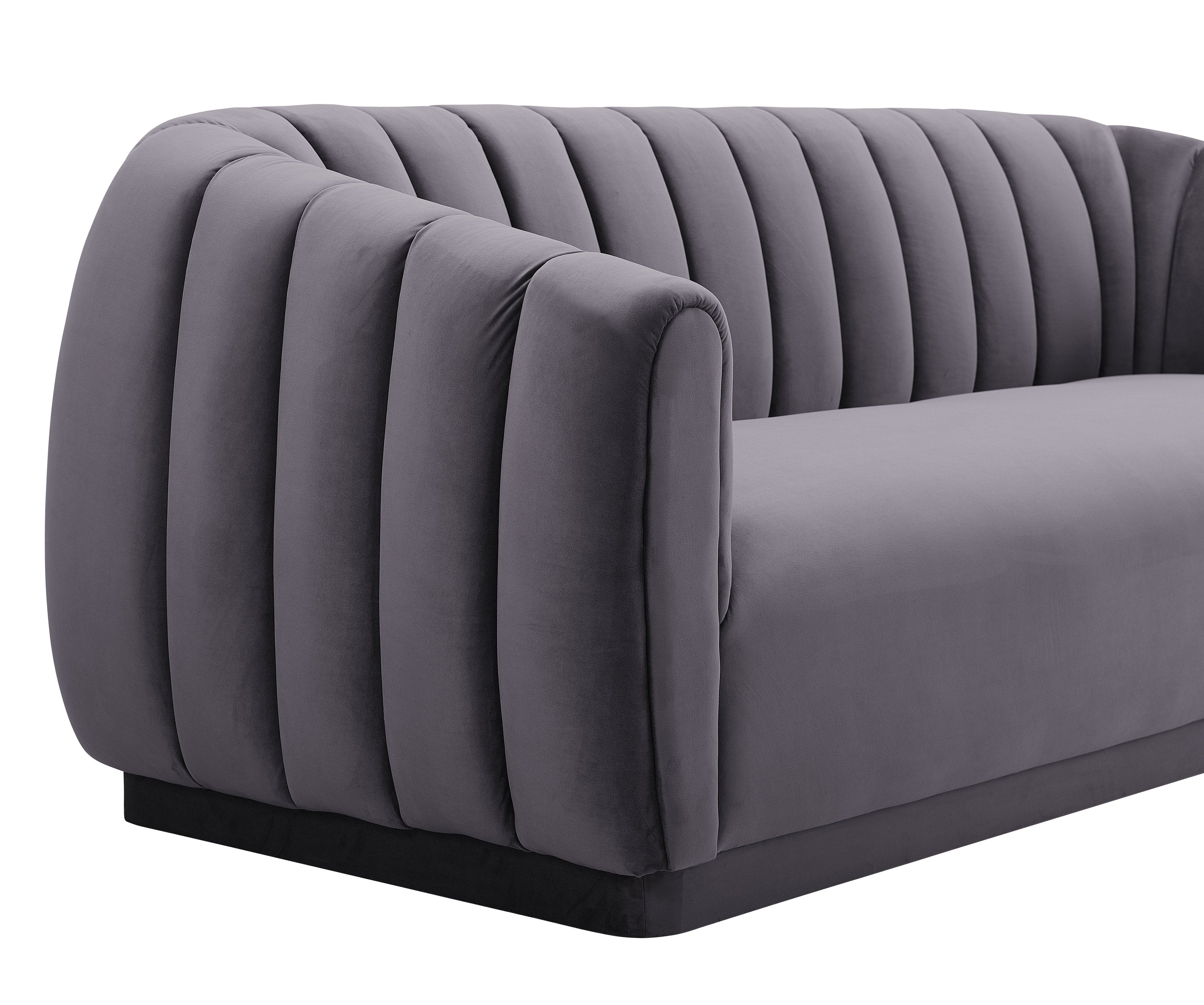 Hamptons Velvet Sofa - living-essentials