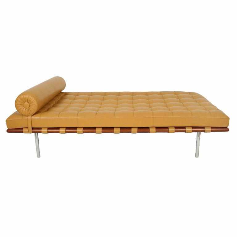 Barcelona Style Daybed - living-essentials